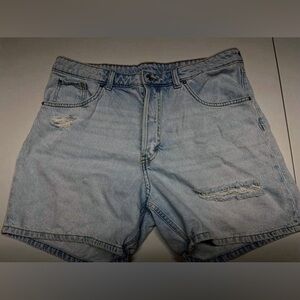 &Denim Light Wash Retro Distressed Mom Shorts